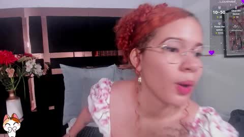 Snapshot of avrilwayne chatting on 16, 11, 2025 Avril online show from 16, 11, 2025