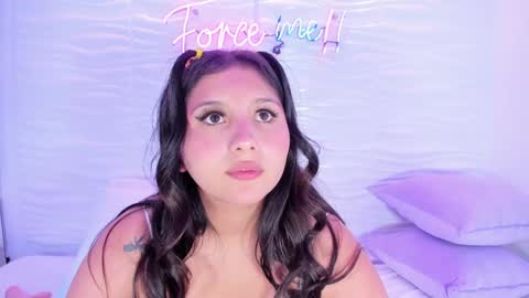 Avy  online show from 25, 1, 2025