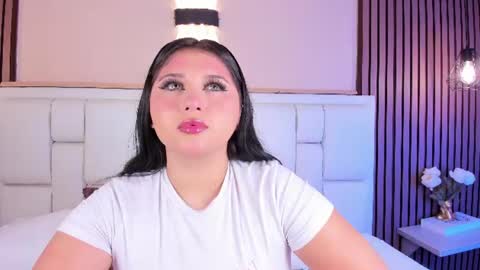 Snapshot of avymilton chatting on 26, 6, 2026 Avy online show from 26, 6, 2026
