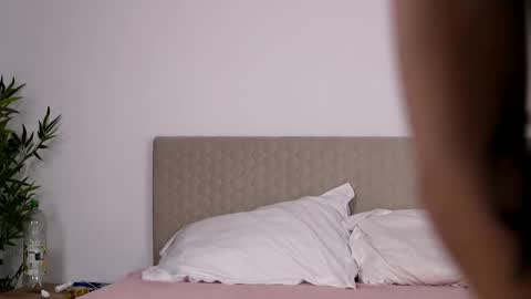 awalynch online show from 8, 10, 2025