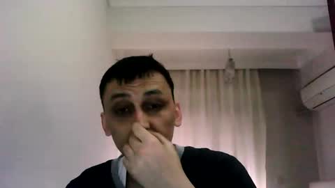 Snapshot of awesenheit chatting on 19, 4, 2026 awesenheit online show from 19, 4, 2026