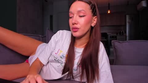 Awgustina online show from 16, 12, 2024