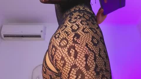 axarasss online show from 13, 4, 2026