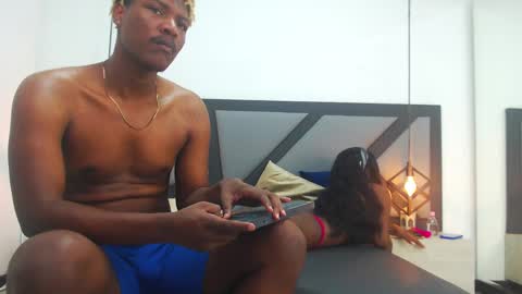 axel_black1 online show from 3, 2, 2025