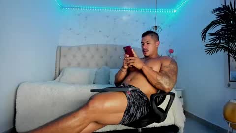 Axel Daviss online show from 12, 9, 2025