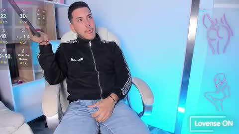 Snapshot of axel_grey_ chatting on 9, 9, 2025 axel_grey_ online show from 9, 9, 2025