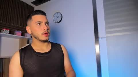 Snapshot of axel_grey_ chatting on 21, 9, 2025 axel_grey_ online show from 21, 9, 2025