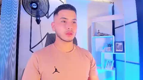 axel_grey_ online show from 14, 6, 2026