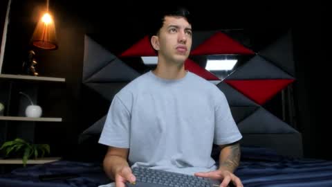 axel_hendrick online show from 20, 2, 2026