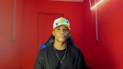 Snapshot of axel_silva3 chatting on 10, 2, 2026 AXEL SILVA online show from 10, 2, 2026