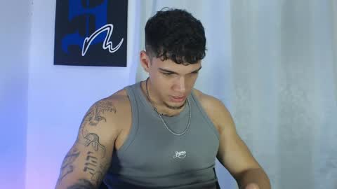 INDEPENDENT MODEL  online show from 7, 2, 2025