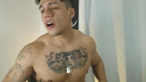 INDEPENDENT MODEL  online show from 20, 2, 2025