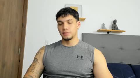 INDEPENDENT MODEL  online show from 1, 10, 2025