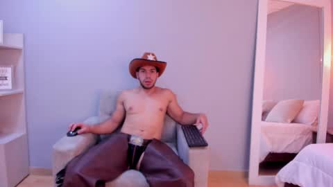 Snapshot of axelblue_ chatting on 11, 1, 2026 Axel online show from 11, 1, 2026