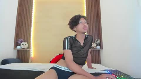 Snapshot of axelfox_ chatting on 19, 2, 2025 axelfox_ online show from 19, 2, 2025