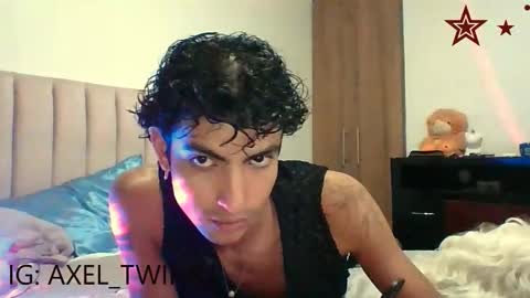 Axel  online show from 3, 12, 2025