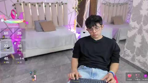 Snapshot of axelnoir_tay chatting on 20, 5, 2026 axelnoir_tay online show from 20, 5, 2026