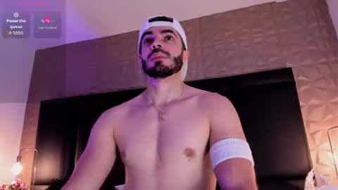 Snapshot of axelthompsom chatting on 27, 9, 2025 Axel Thompsom online show from 27, 9, 2025