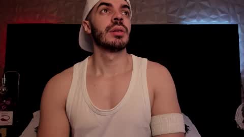 Snapshot of axelthompsom chatting on 10, 11, 2025 Axel Thompsom online show from 10, 11, 2025