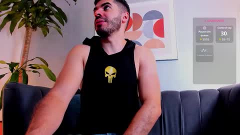 Snapshot of axelthompsom chatting on 26, 11, 2025 Axel Thompsom online show from 26, 11, 2025