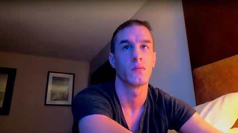 Snapshot of axl_fx chatting on 3, 3, 2025 Axl online show from 3, 3, 2025