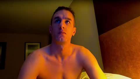 Snapshot of axl_fx chatting on 12, 3, 2025 Axl online show from 12, 3, 2025