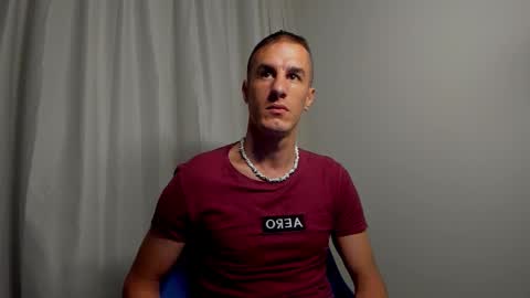 Snapshot of axl_fx chatting on 17, 9, 2025 Axl online show from 17, 9, 2025