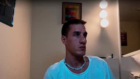 Snapshot of axl_fx chatting on 4, 10, 2025 Axl online show from 4, 10, 2025