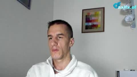 Snapshot of axl_fx chatting on 4, 11, 2025 Axl online show from 4, 11, 2025