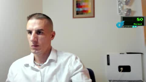 Snapshot of axl_fx chatting on 8, 11, 2025 Axl online show from 8, 11, 2025