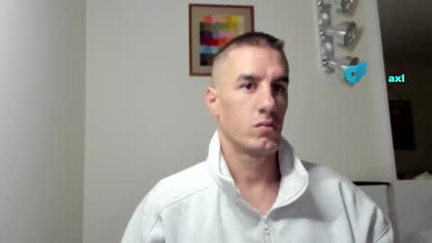 Snapshot of axl_fx chatting on 11, 11, 2025 Axl online show from 11, 11, 2025