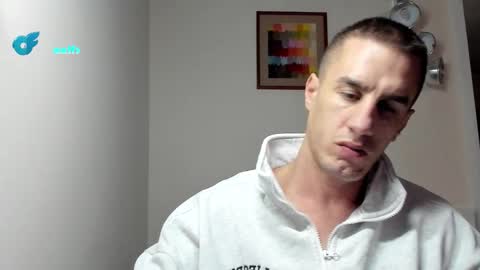 Snapshot of axl_fx chatting on 18, 11, 2025 Axl online show from 18, 11, 2025