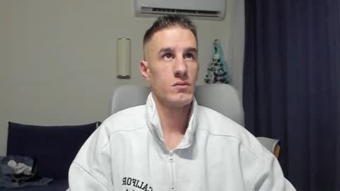 Snapshot of axl_fx chatting on 9, 1, 2026 Axl online show from 9, 1, 2026