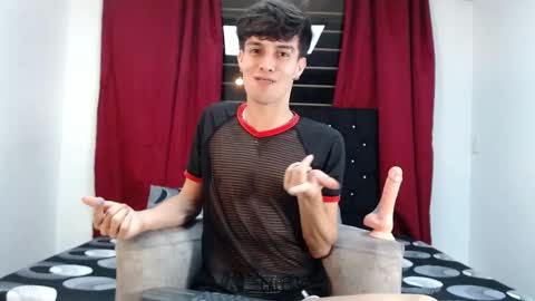 Snapshot of axxxel_twink chatting on 6, 2, 2026 Axxxel online show from 6, 2, 2026