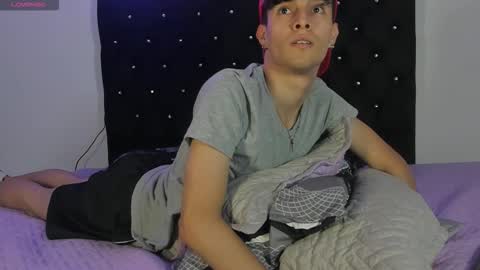 Snapshot of axxxel_twink chatting on 19, 2, 2026 Axxxel online show from 19, 2, 2026