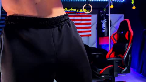 Ayden Miller online show from 28, 1, 2025