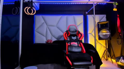 Ayden Miller online show from 4, 6, 2026