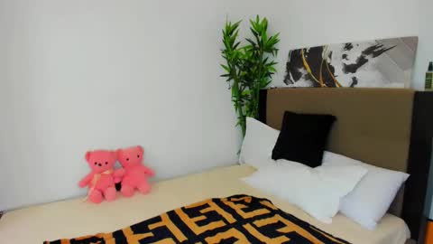 AYESHA online show from 14, 3, 2026