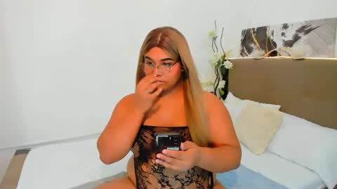 AYESHA online show from 4, 4, 2026