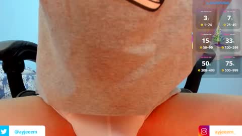 Snapshot of ayjeeem chatting on 22, 12, 2025 Andr online show from 22, 12, 2025