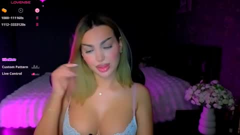  Ayla Demir  online show from 13, 3, 2026