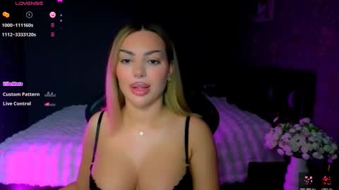  Ayla Demir  online show from 14, 3, 2026