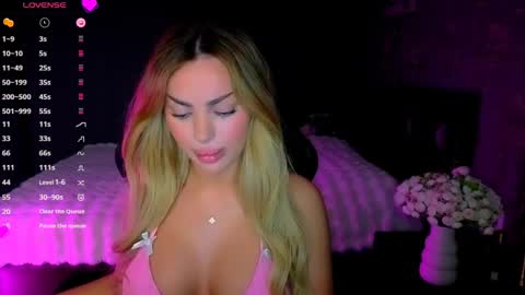  Ayla Demir  online show from 15, 4, 2026