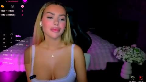 Snapshot of ayla_demir chatting on 25, 5, 2026 Ayla Demir online show from 25, 5, 2026