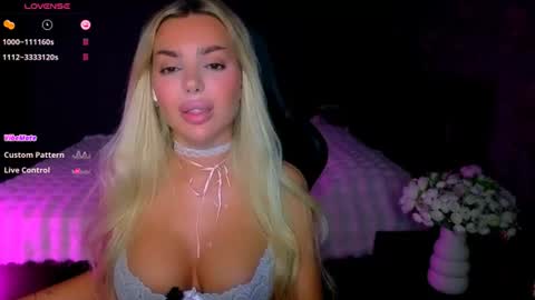 Snapshot of ayla_demir chatting on 13, 7, 2026 Ayla Demir online show from 13, 7, 2026