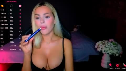 Snapshot of ayla_demir chatting on 16, 7, 2026 Ayla Demir online show from 16, 7, 2026