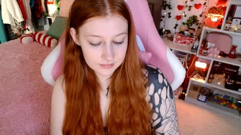 Ayla hill online show from 14, 4, 2026