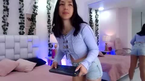 Ayla online show from 25, 6, 2026
