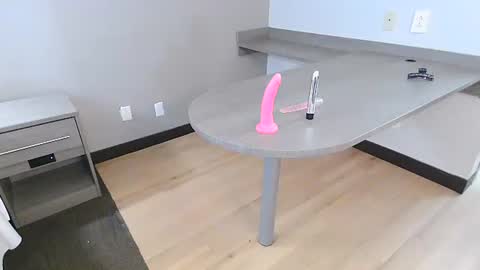 AylaTy online show from 10, 4, 2026