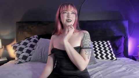 Snapshot of aylen_darkmoor chatting on 6, 2, 2025 Aylen online show from 6, 2, 2025
